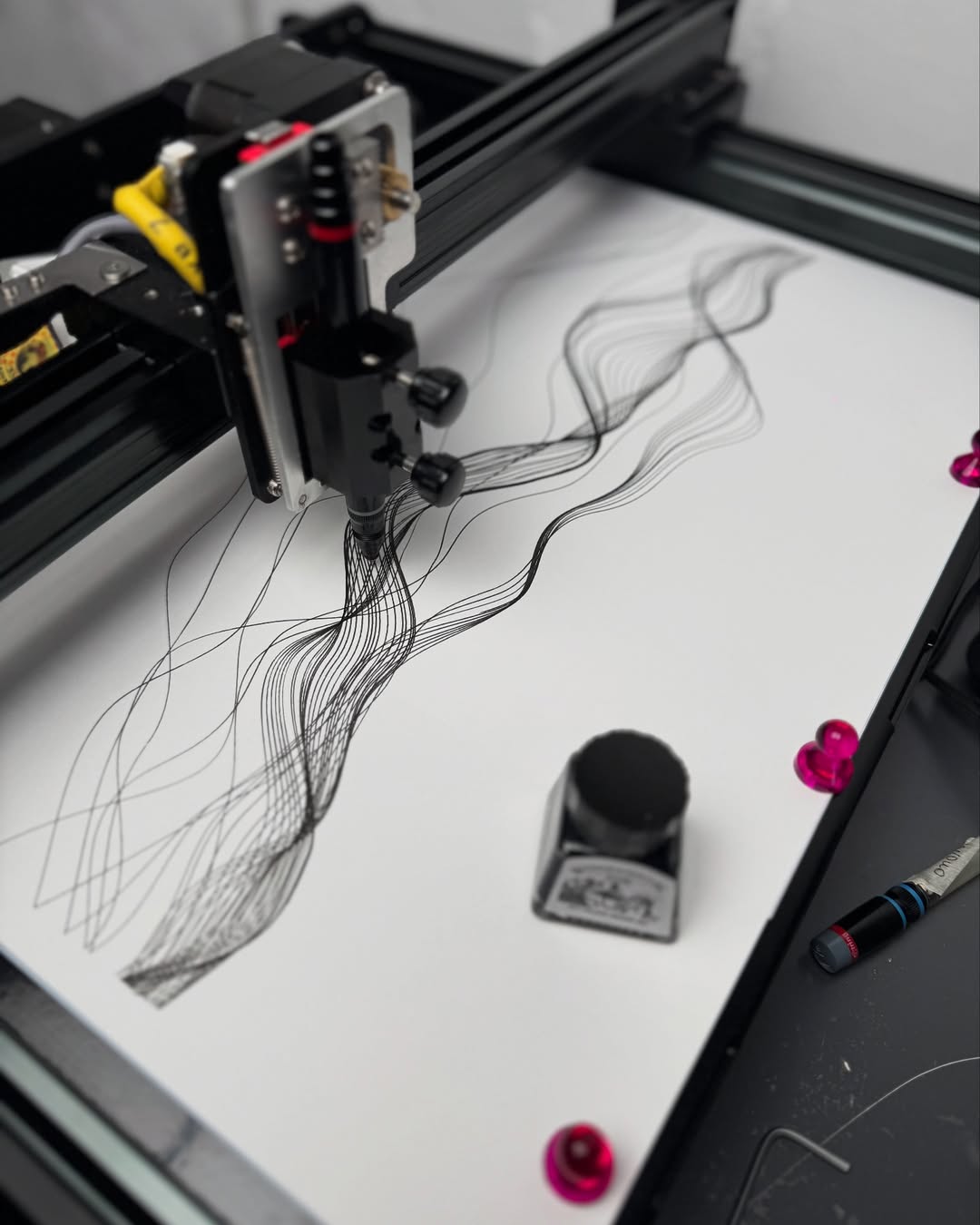 UUNA TEK 3.0 - A3/A2/A1/A0 Size Preassembled Highend All-in-One Pen Plotter Drawing Robot Drawing Machine Writing Machine Signature Machine - UUNA TEK CO.,LIMITED