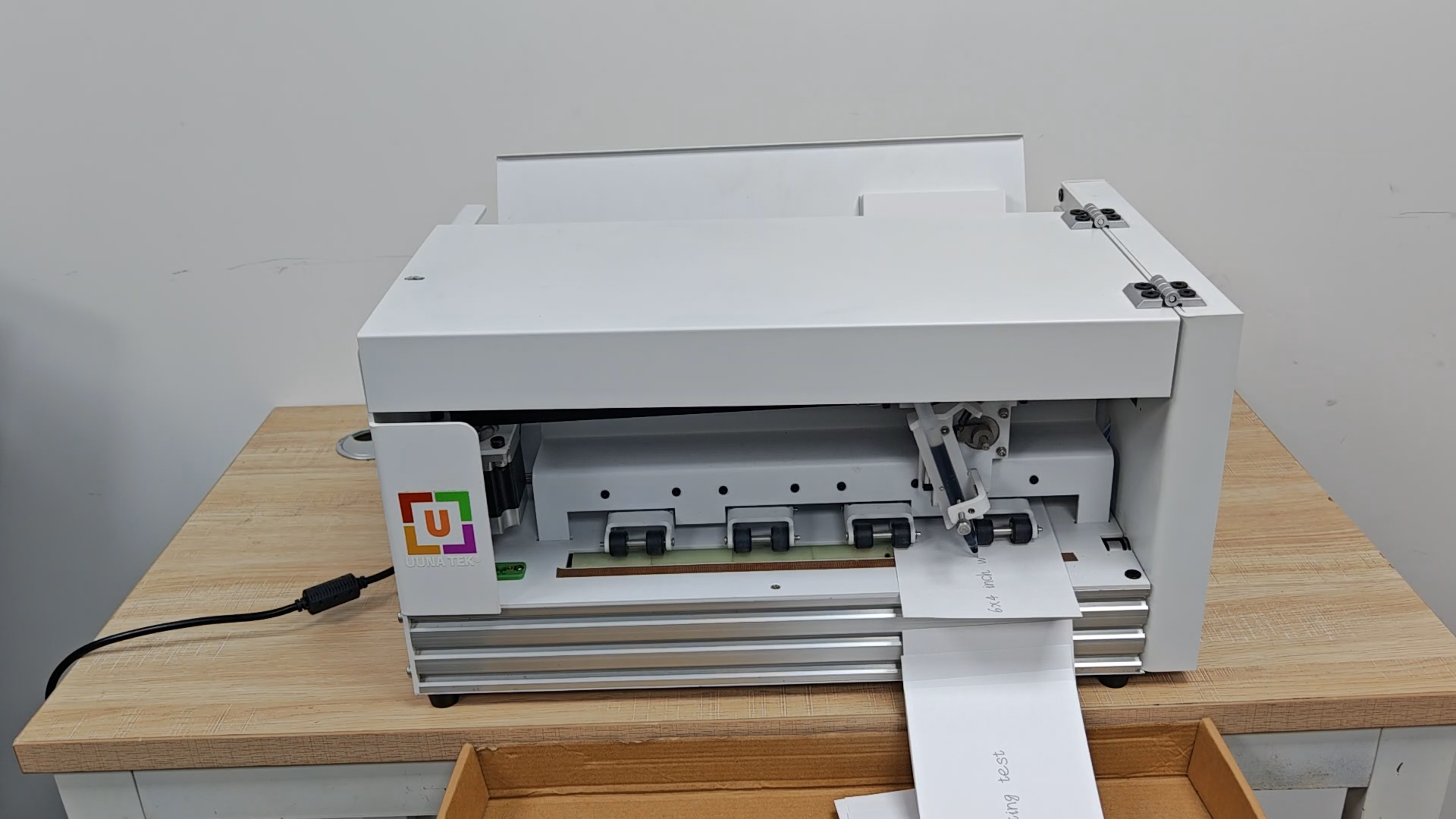 UUNA TEK® iAuto Plus - Handwriting Machine with Feeder/Automatic Signature Machine/Handwriting Machine for Letter/Automatic Writing Machine, Write Up to 210 Letters, 80 Envelops Per Load