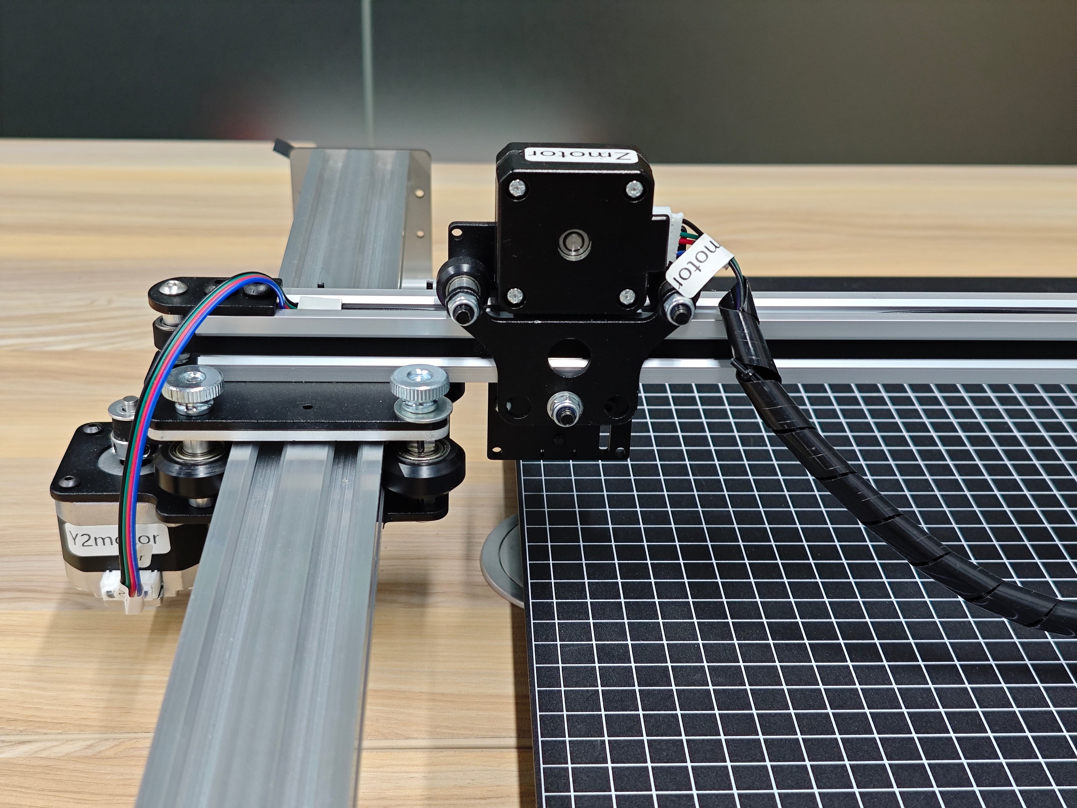 UUNA TEK iAuto - Automatic Writing Machine for Bulk Writing